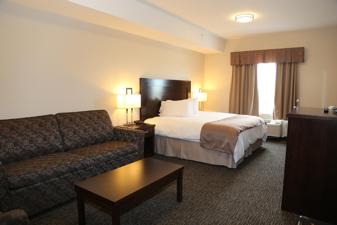 Prairie Moon Inn & Suites Macklin Luaran gambar